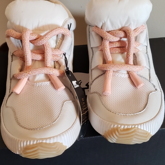 Sorel - Picture 4 of 5